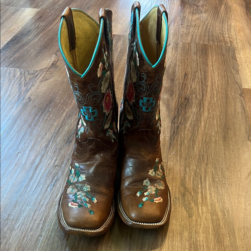 Macie Bean Girls Embroidered Brown Cowboy Boots with Floral Design